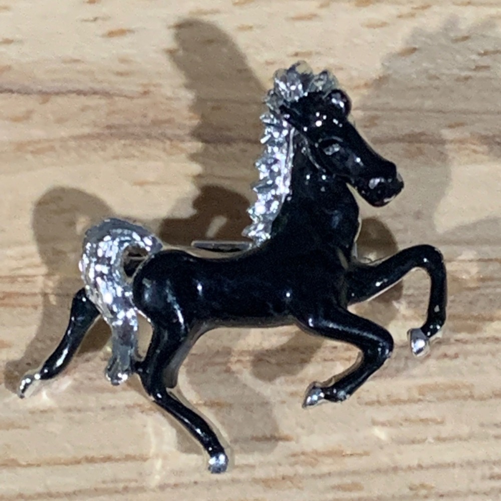 Enamel Horse Brooch Pin Unisex Black Silver Tone Equestrian Western Cowgirl